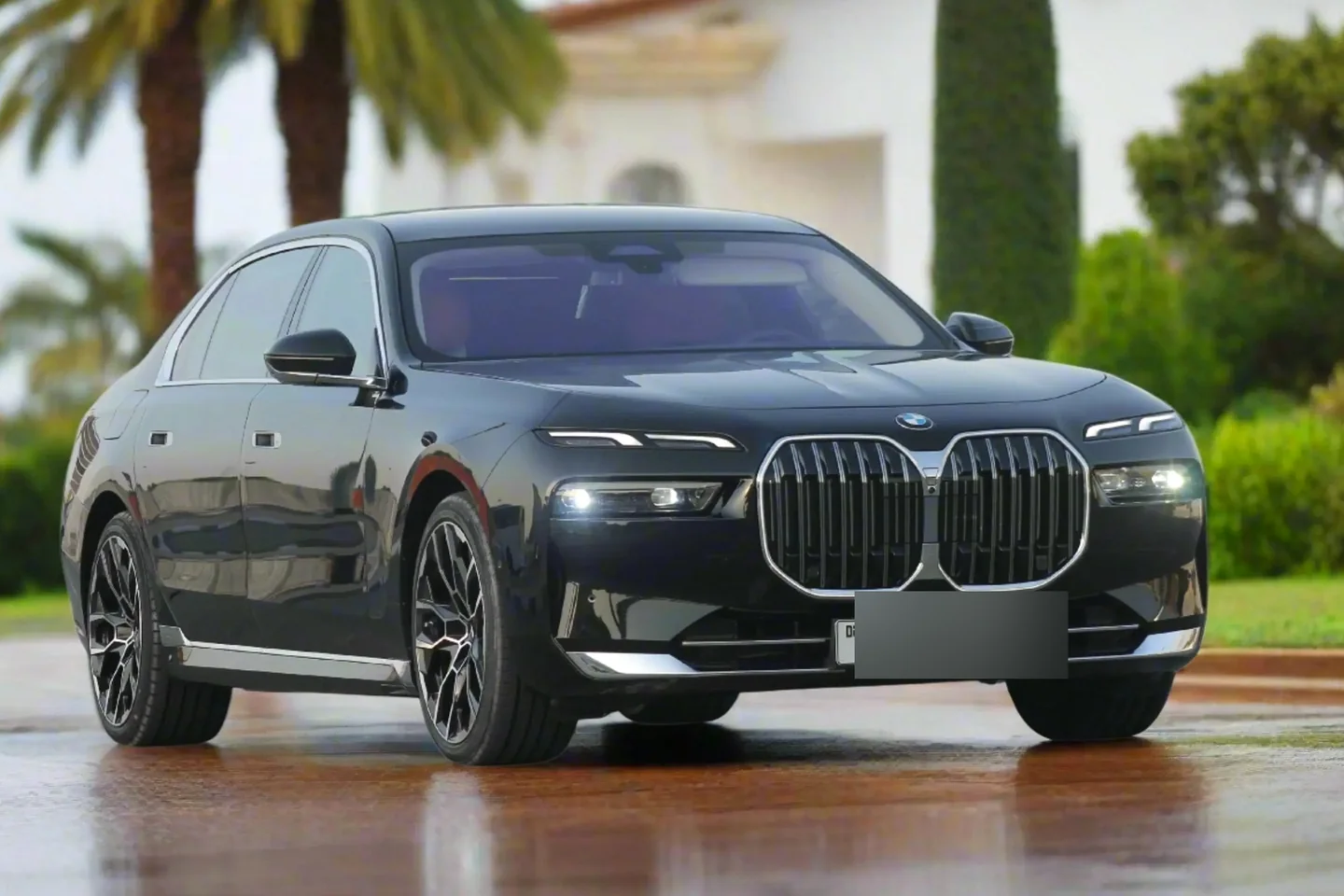 BMW 7 Series in Dubai