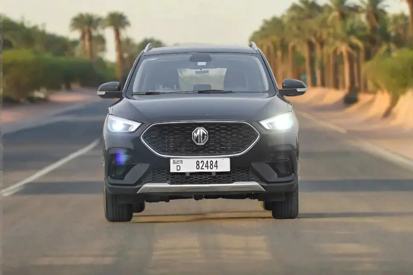 MG ZS or similar — view 2