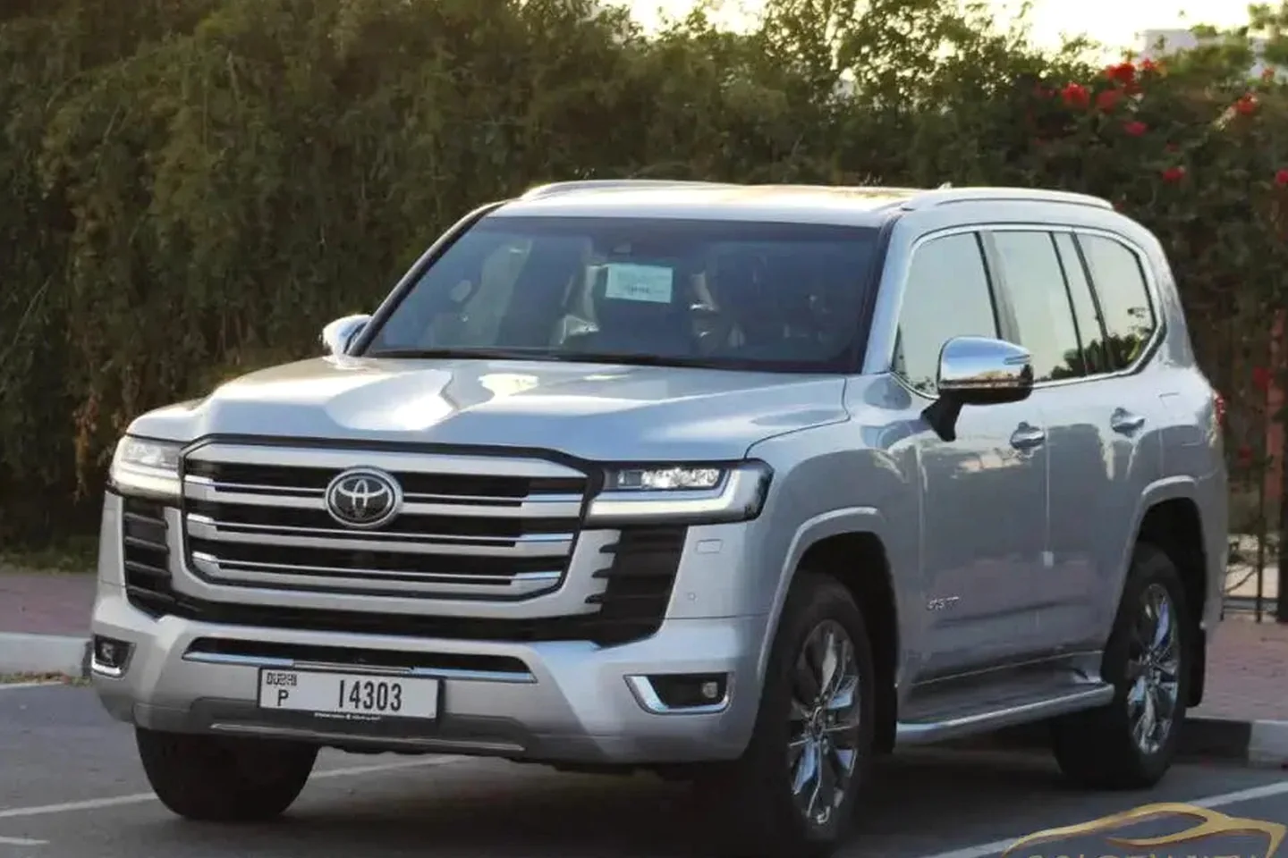 Toyota Land Cruiser in Dubai